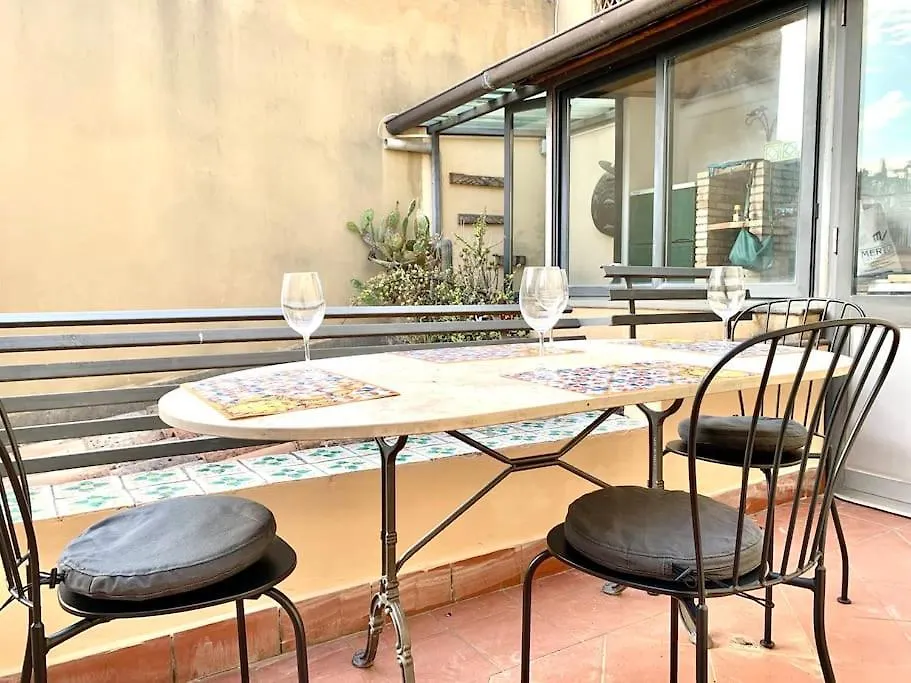 A Due Passi Dal Teatro Apartment Taormina