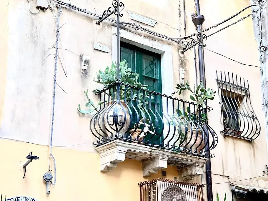 A Due Passi Dal Teatro Apartment Taormina 0*,  Italy